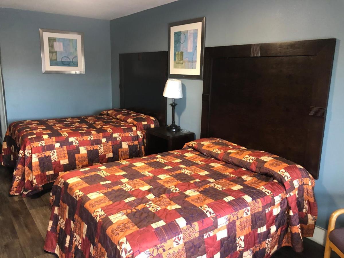 Motel Cooks 3*